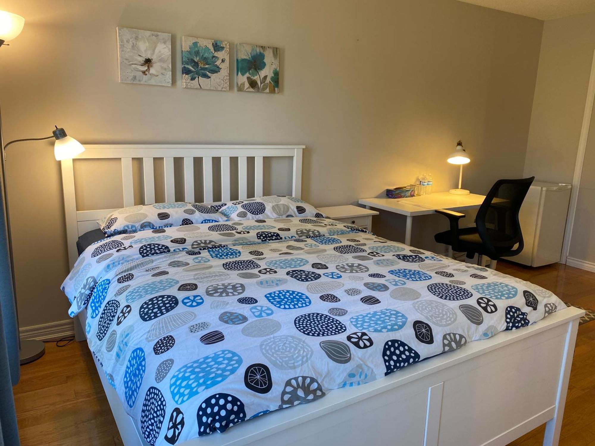 Comfort Rooms Near Toronto Airport Місісаґа Номер фото