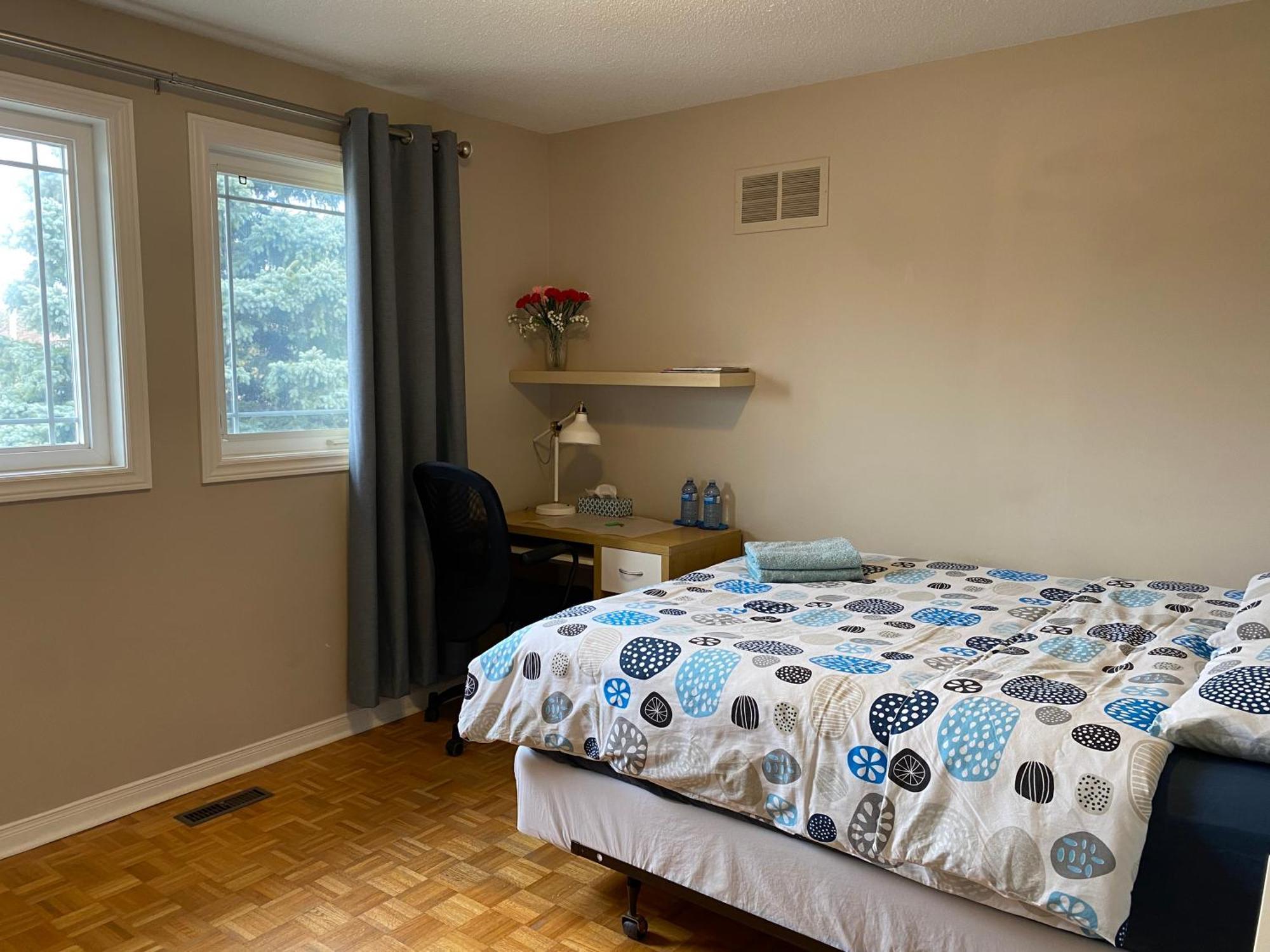 Comfort Rooms Near Toronto Airport Місісаґа Номер фото